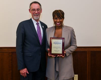 2022 Distinguished Alumni Award Recipient Kimberly Reed